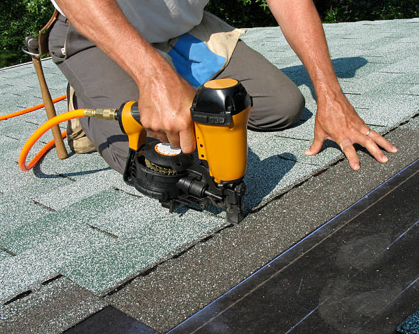 Best Affordable Roofing Company  in Hutchinson, KS